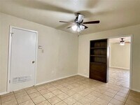 7518 Log Cradle Dr photo'