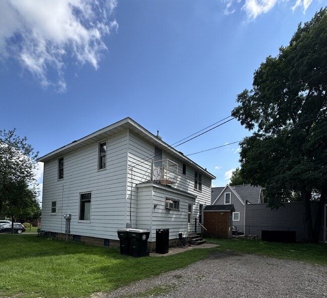 525 Congress St in Eau Claire, WI - Building Photo - Building Photo
