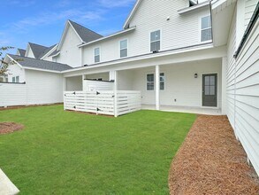 260 Symphony Ave in Summerville, SC - Building Photo - Building Photo