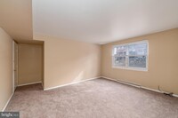 4411 Falls Bridge Dr photo'