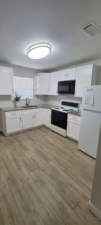 316 SW 9th St-Unit -2 in Fort Lauderdale, FL - Building Photo