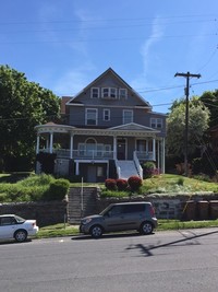 611 S Bernard St in Spokane, WA - Foto de edificio - Building Photo