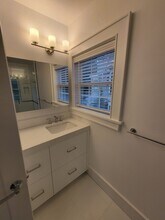 1404 Centre St, Unit 1 in Newton, MA - Building Photo - Building Photo
