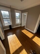 5517 Grant Pl in West New York, NJ - Building Photo - Building Photo