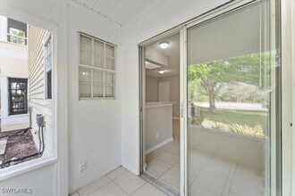 2033 Rookery Bay Dr in Naples, FL - Foto de edificio - Building Photo