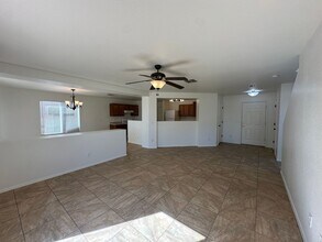 6279 S Earp Wash Ln in Tucson, AZ - Foto de edificio - Building Photo