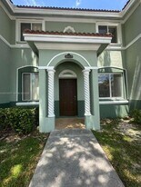 2913 SE 15th Rd in Homestead, FL - Building Photo