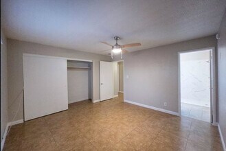 304 Orland St in Las Vegas, NV - Building Photo - Building Photo