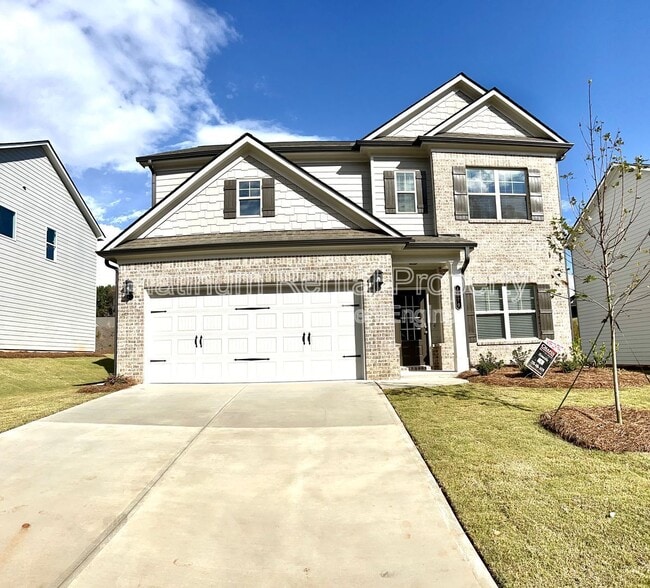 property at 4579 Silver Oak Dr SW