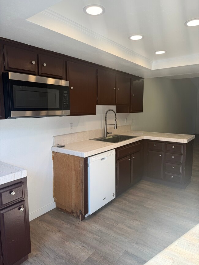 property at 10417 Hayford St