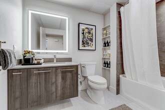 Novo Apartments in Mountain View, CA - Foto de edificio - Building Photo