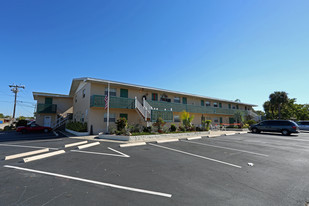 808 Miramar Apartments