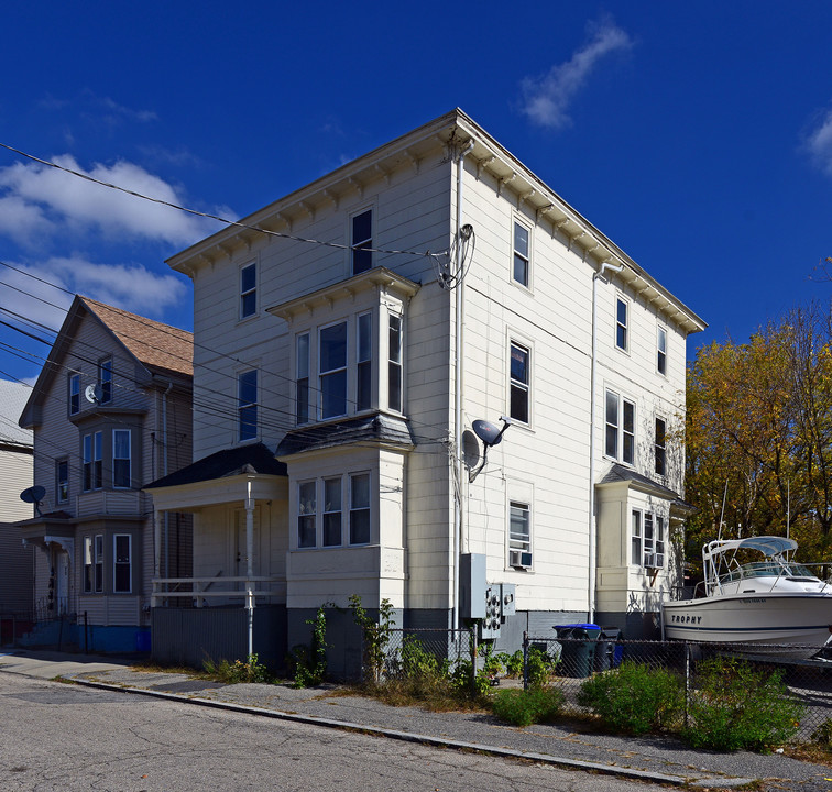 22 Huron St in Providence, RI - Foto de edificio