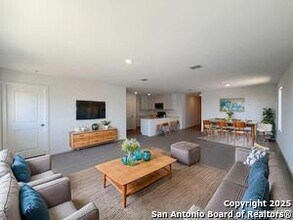 3402 Gingham Pt in Converse, TX - Building Photo - Building Photo