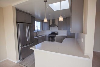 62 Seacliff Ave in Daly City, CA - Building Photo - Building Photo