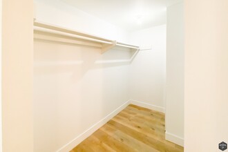 831 S Flower St-Unit -7B in Inglewood, CA - Foto de edificio - Building Photo