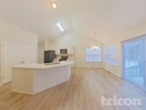 1585 Kingston Dr in Kannapolis, NC - Building Photo - Building Photo