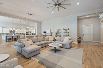 3026 Copper Stone Dr in Reno, NV - Building Photo - Building Photo