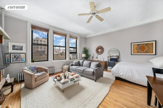 1 Sheridan Square in New York, NY - Building Photo - Building Photo