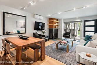 100 E Dean St in Aspen, CO - Building Photo - Building Photo