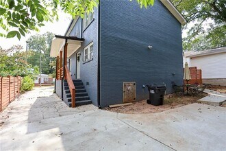 1809 Vesta Ave in East Point, GA - Building Photo - Building Photo