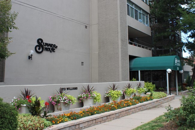 1313 N Williams St-Unit -1504 in Denver, CO - Building Photo - Building Photo