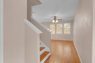 38 E Stedhill Loop in Conroe, TX - Building Photo - Building Photo