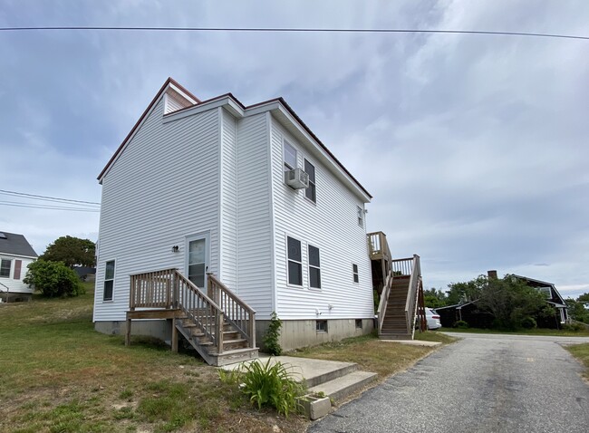 8 Central Park Ave, Unit 1