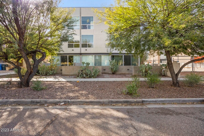 property at 537 E Willetta St