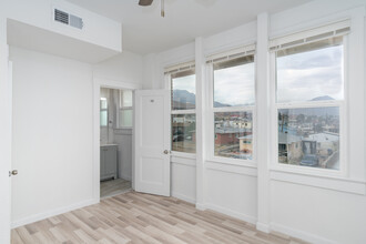 Loma Apartments in El Paso, TX - Building Photo - Interior Photo