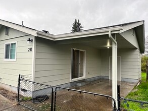 291 Lobelia Ave in Eugene, OR - Building Photo - Building Photo