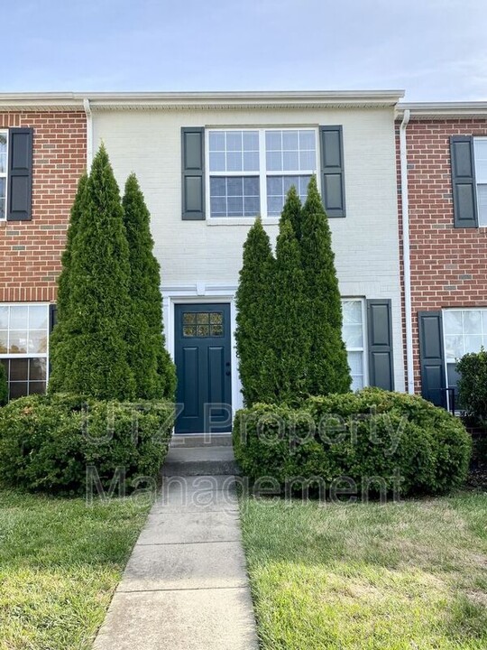 538 Wellington Ct in Frederick, MD - Building Photo