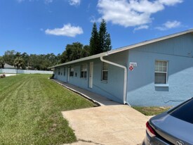 1936 Wolford Rd in Clearwater, FL - Building Photo