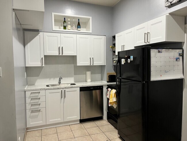 85 Baldwin St in Toronto, ON - Building Photo - Building Photo