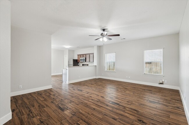 24527 Sandusky Dr in Tomball, TX - Building Photo - Building Photo