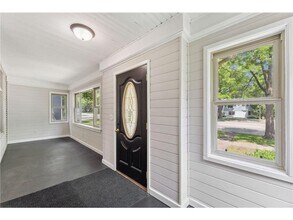 1744 Marshall Ave in St. Paul, MN - Building Photo - Building Photo