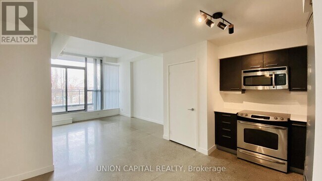 510 King St E in Toronto, ON - Building Photo - Building Photo