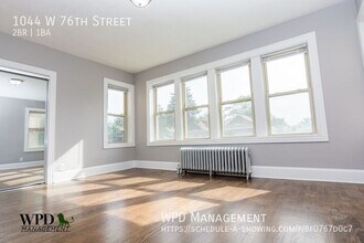 1044 W 76th St in Chicago, IL - Foto de edificio - Building Photo