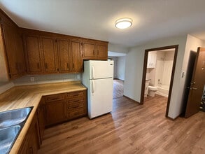 824 3rd St in Green Bay, WI - Foto de edificio - Building Photo