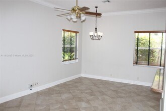 1342 Crossbill Ct in Weston, FL - Building Photo - Building Photo