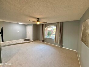 1105 W Juanita Ave in Mesa, AZ - Building Photo - Building Photo