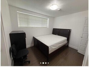 2469 2nd Av E in Vancouver, BC - Building Photo - Building Photo