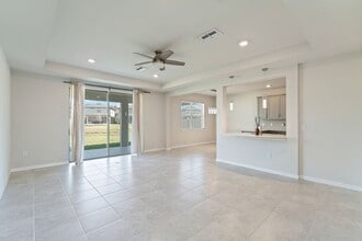 7516 Yale Harbor Dr in Wesley Chapel, FL - Building Photo - Building Photo