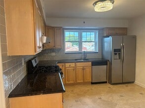 2763 Fish Ave in Bronx, NY - Building Photo - Building Photo