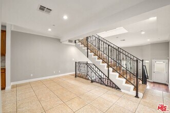 5241 Colodny Dr in Agoura Hills, CA - Building Photo - Building Photo