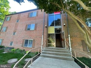 7508 Prince Cole Ct in Manassas, VA - Building Photo - Building Photo