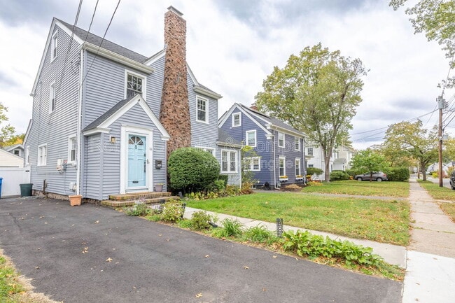76 Harmon St in Hamden, CT - Building Photo - Building Photo