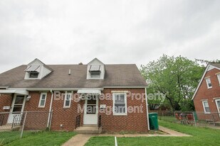 809 Winston Dr in Fairborn, OH - Building Photo