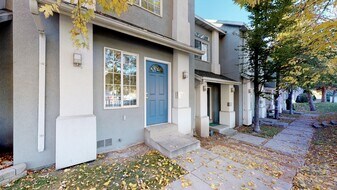 475 N Redwood Rd in Salt Lake City, UT - Building Photo