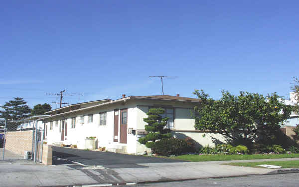 11939-11945 Culver Blvd in Los Angeles, CA - Building Photo